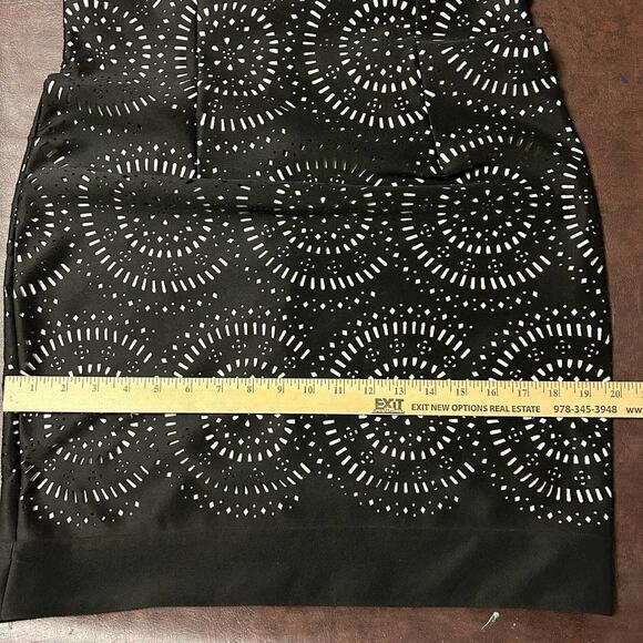 White House Black Market Sleeveless Sheath Black/White Cocktail Dress 10 - Picture 7 of 13